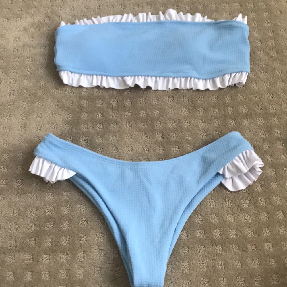 Blue and white ruffle bikini set